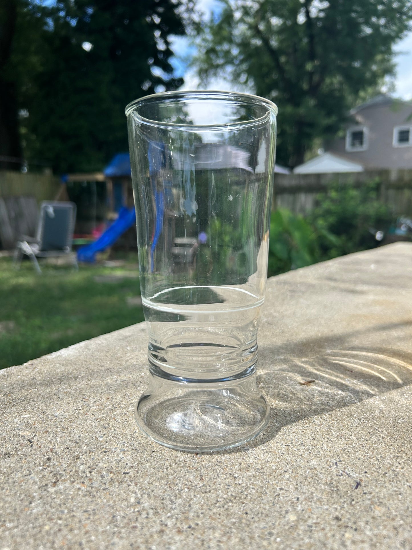 white encalmo glass
