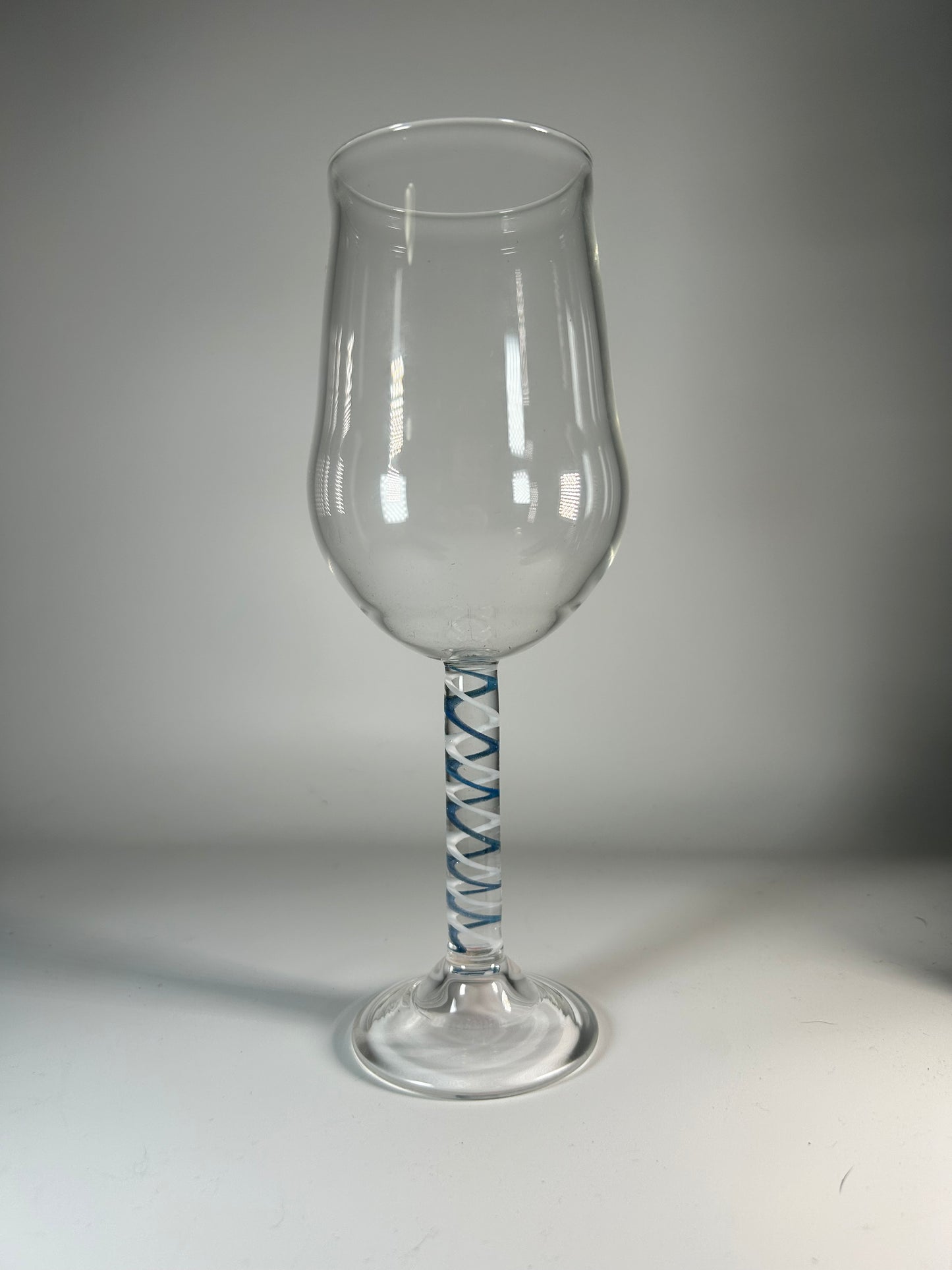 white/blue twisty wine glass