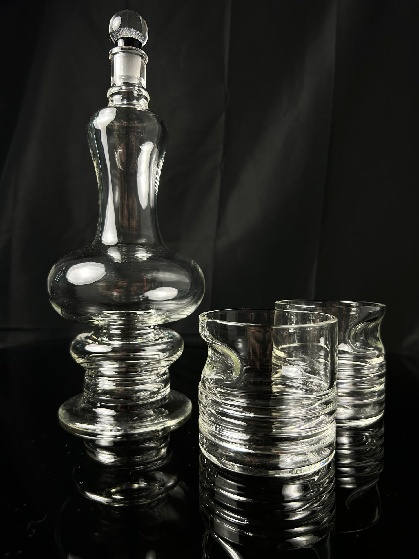 decanter/ glasses set