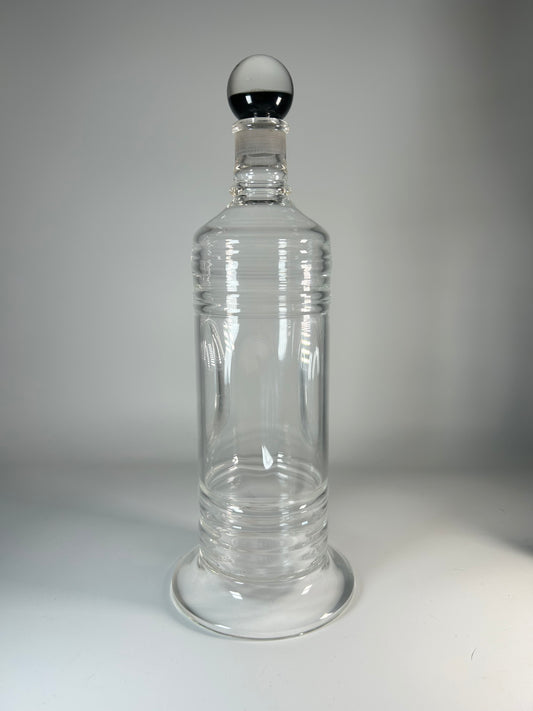 decanter with dichro stopper